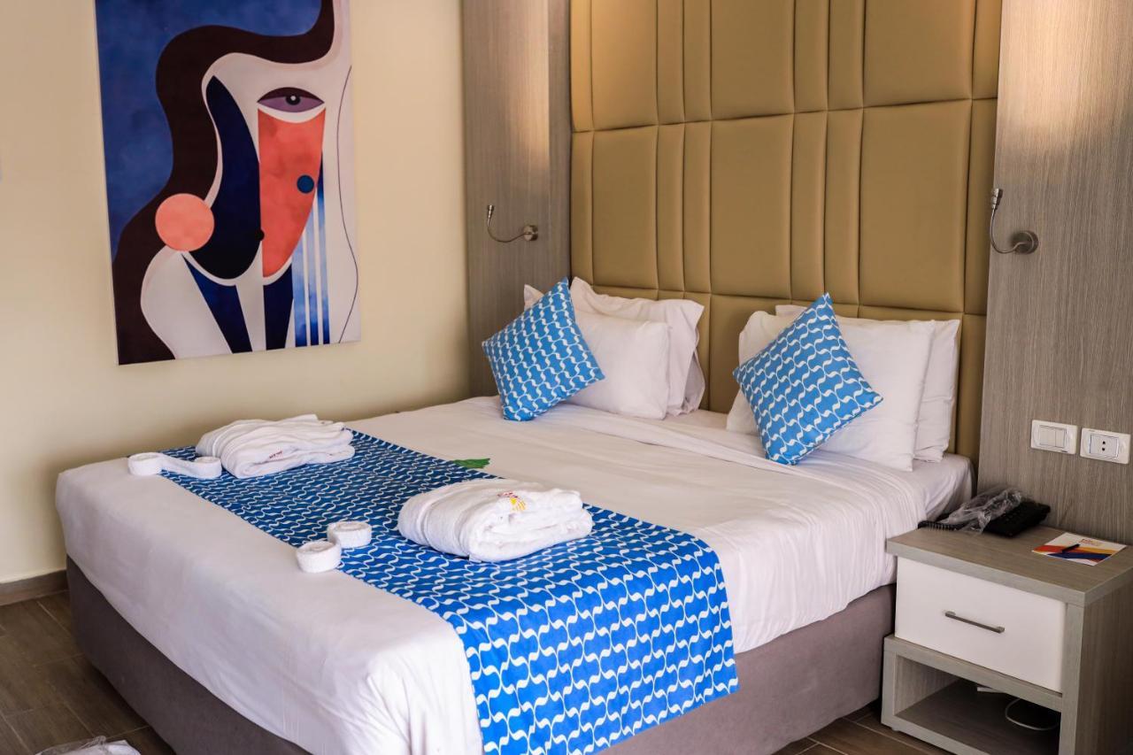 Bellagio Beach Resort&Spa Hurghada Esterno foto A bedroom at the hotel