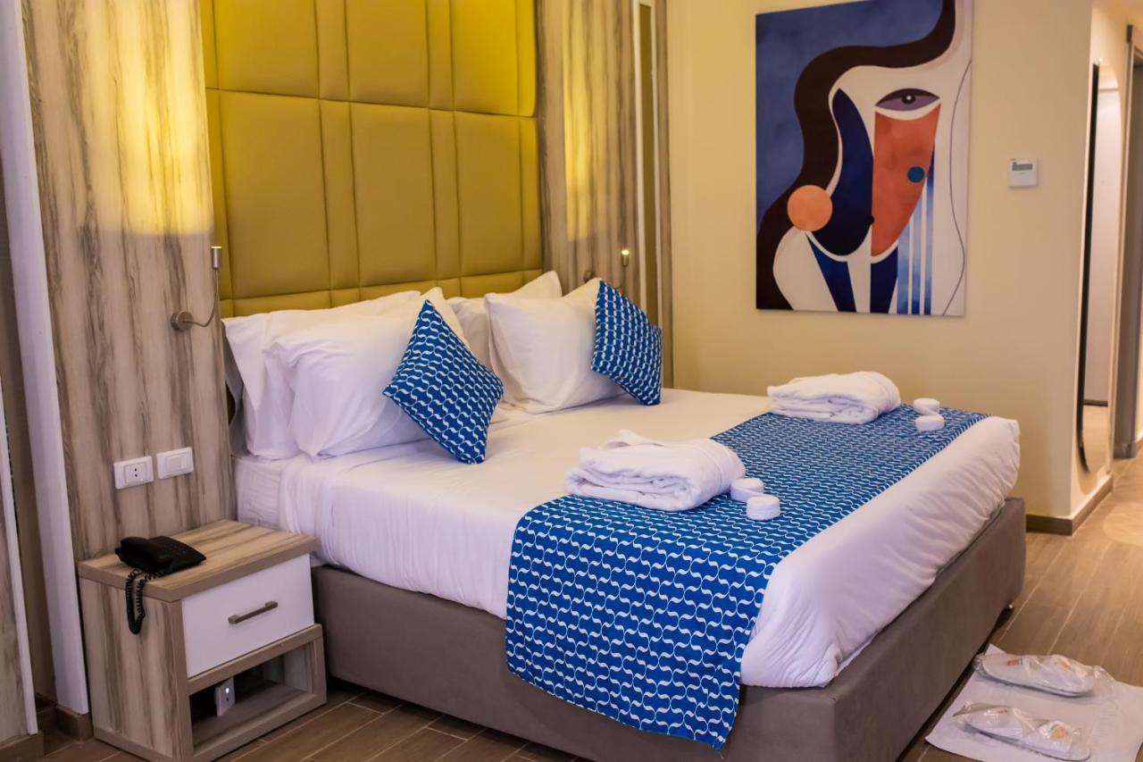 Bellagio Beach Resort&Spa Hurghada Esterno foto A bedroom at the hotel