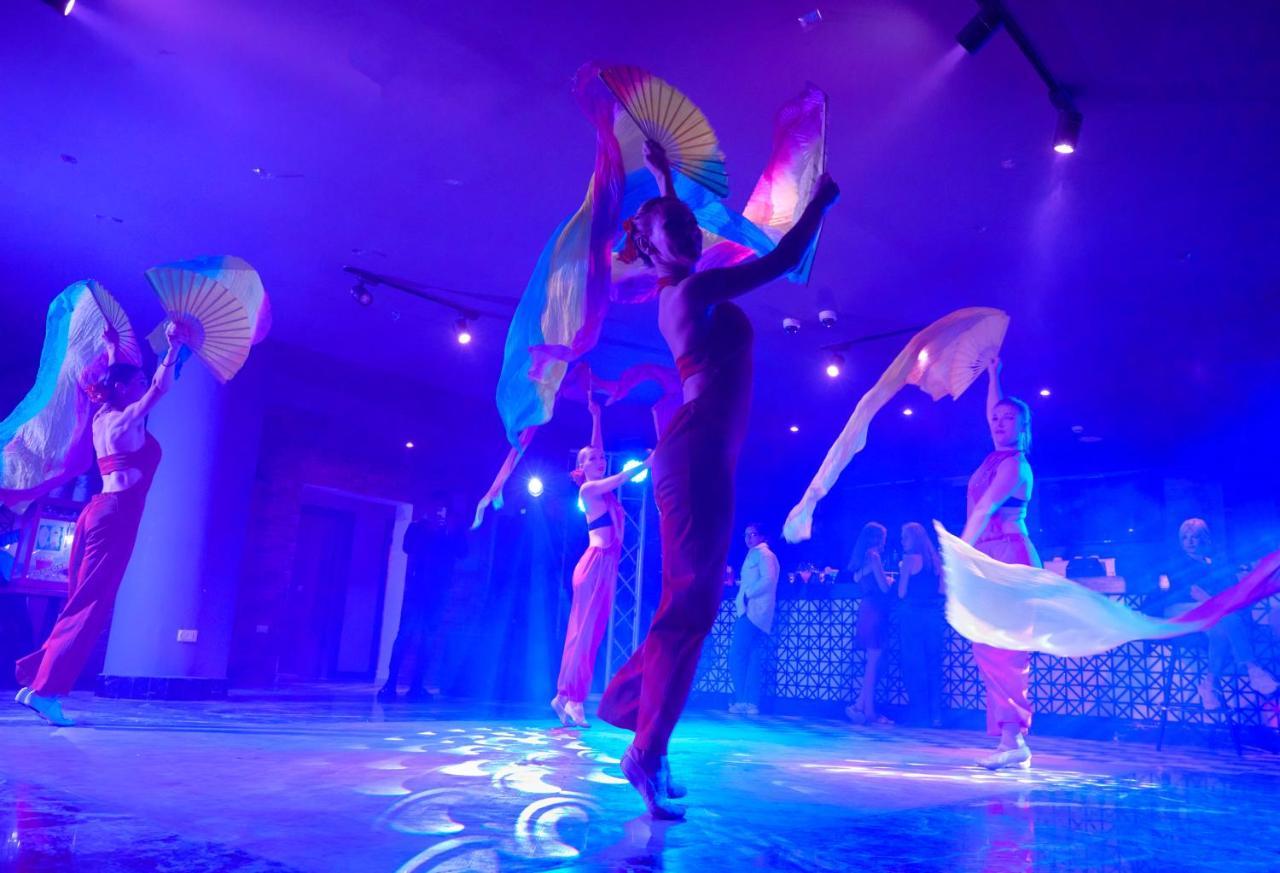 Bellagio Beach Resort&Spa Hurghada Esterno foto A scene from the 2008 show