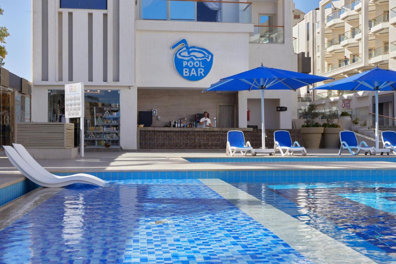Bellagio Beach Resort&Spa Hurghada Esterno foto Pool bar