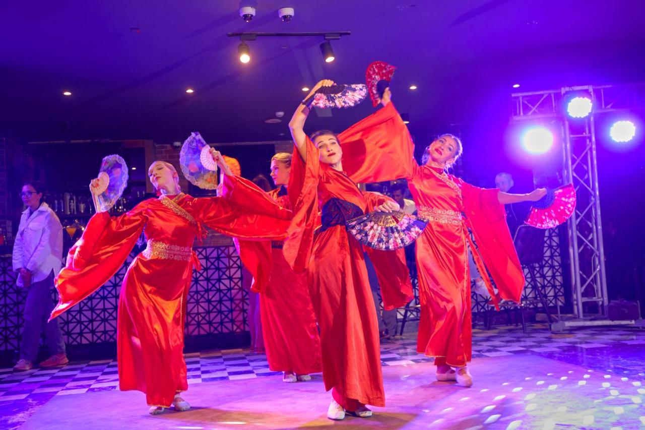 Bellagio Beach Resort&Spa Hurghada Esterno foto Chinese dancers