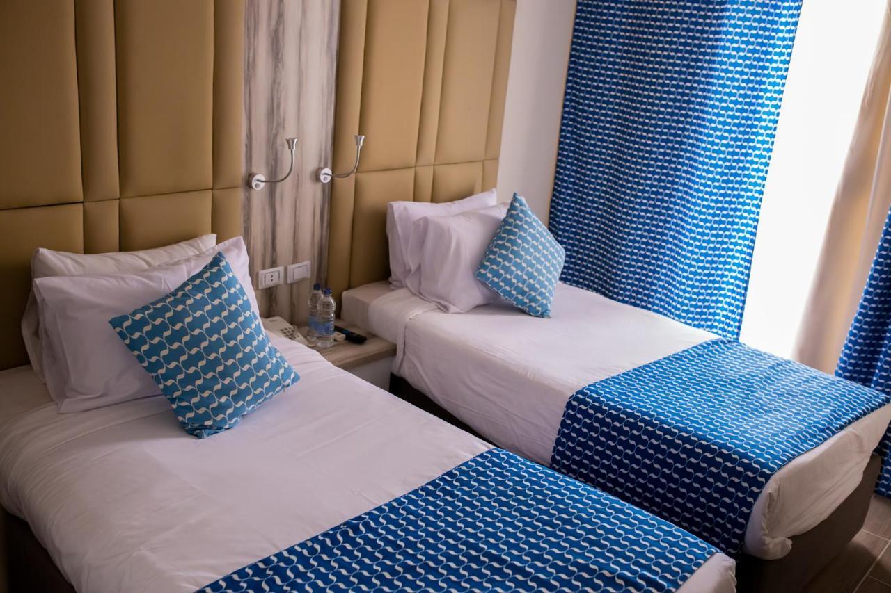 Bellagio Beach Resort&Spa Hurghada Esterno foto A room at the hotel